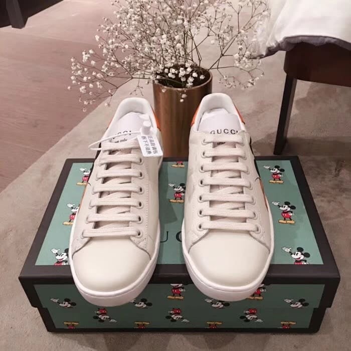 Disney x Gucci Ace Low ‘Mickey Mouse Ivory’ 60369-AYO70-9591 view 5