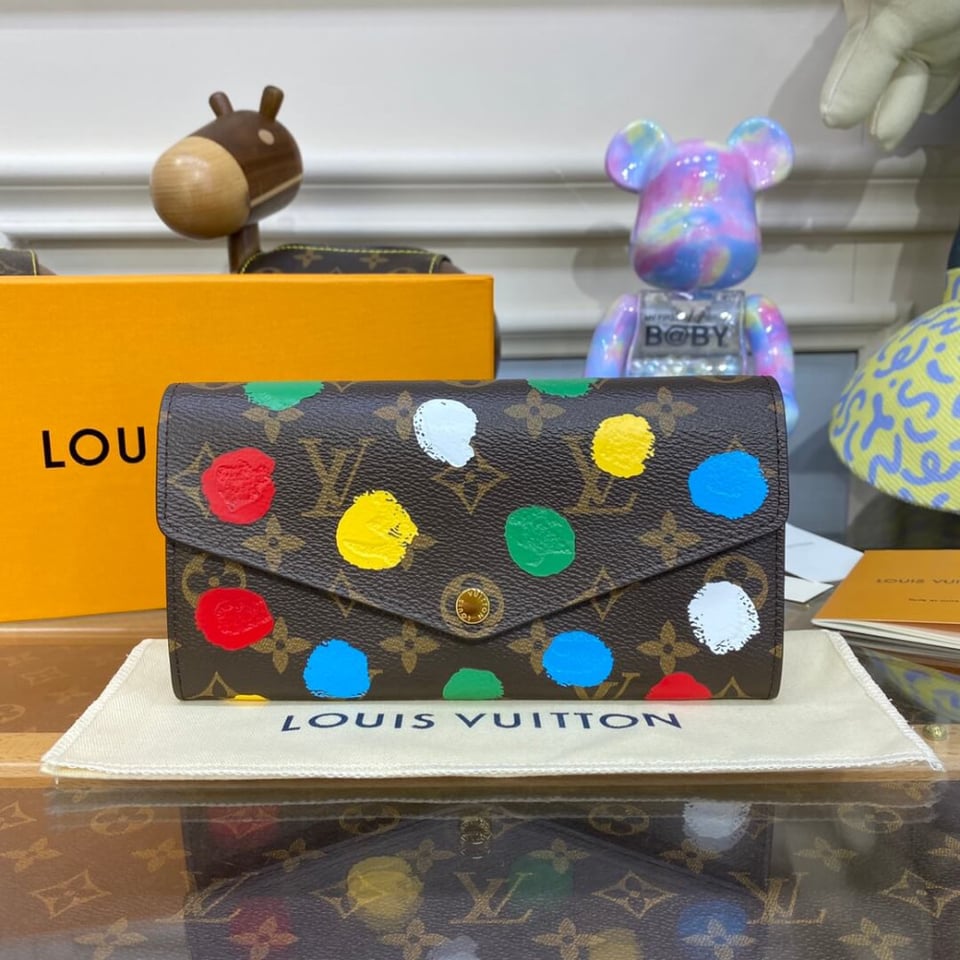 Louis Vuitton x Yayoi Kusama Sarah Wallet view 3