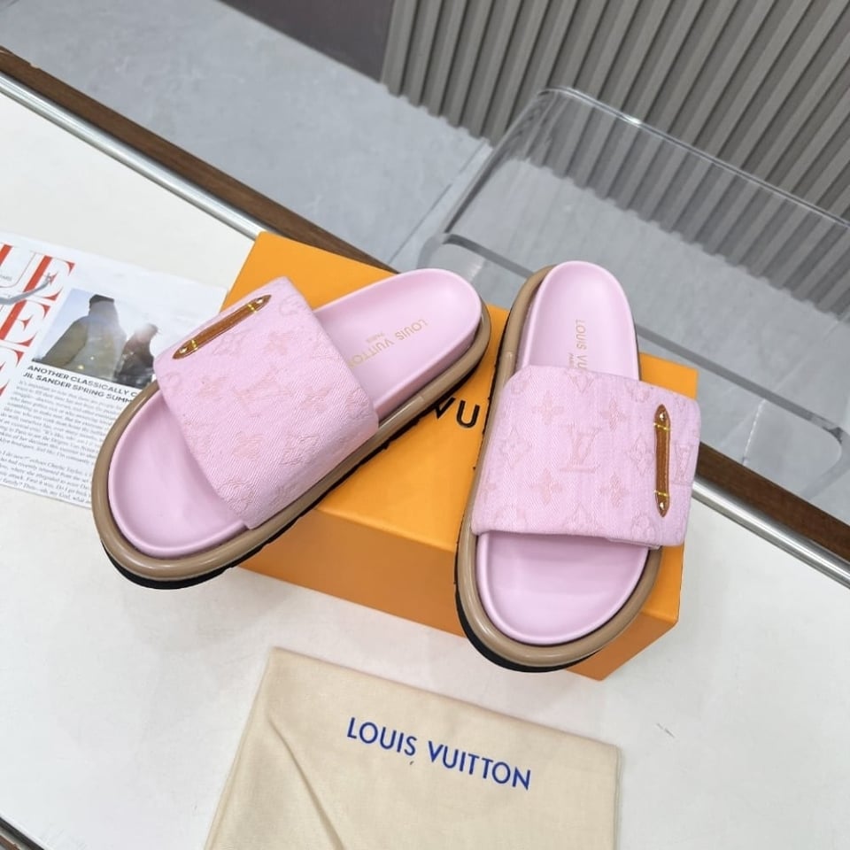 Louis Vuitton Pool Pillow Flat Comfort Mule Rose 1Aguzd view 4