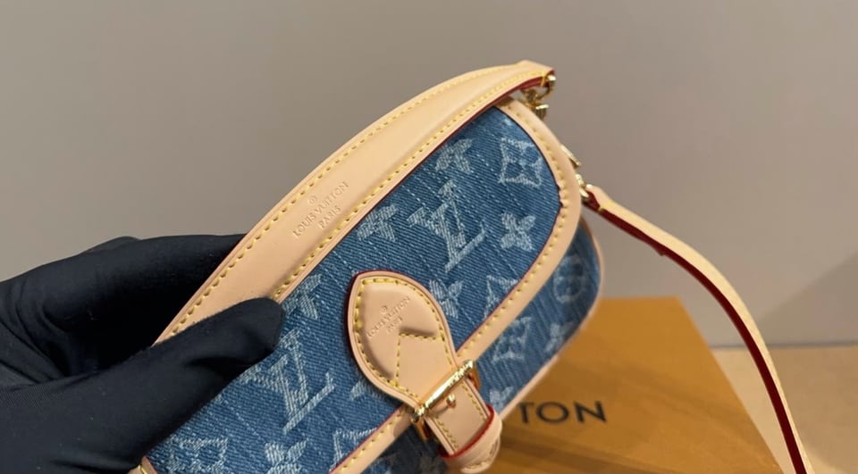 Louis Vuitton Diane Nano Bag Blue Denim 19cm M27700 view 6