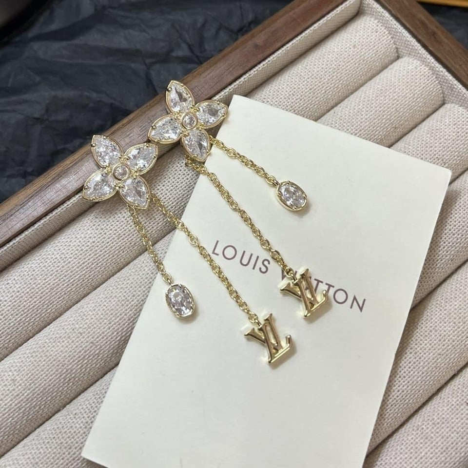 Louis Vuitton Lv Dazzle Earrings M01996 view 7