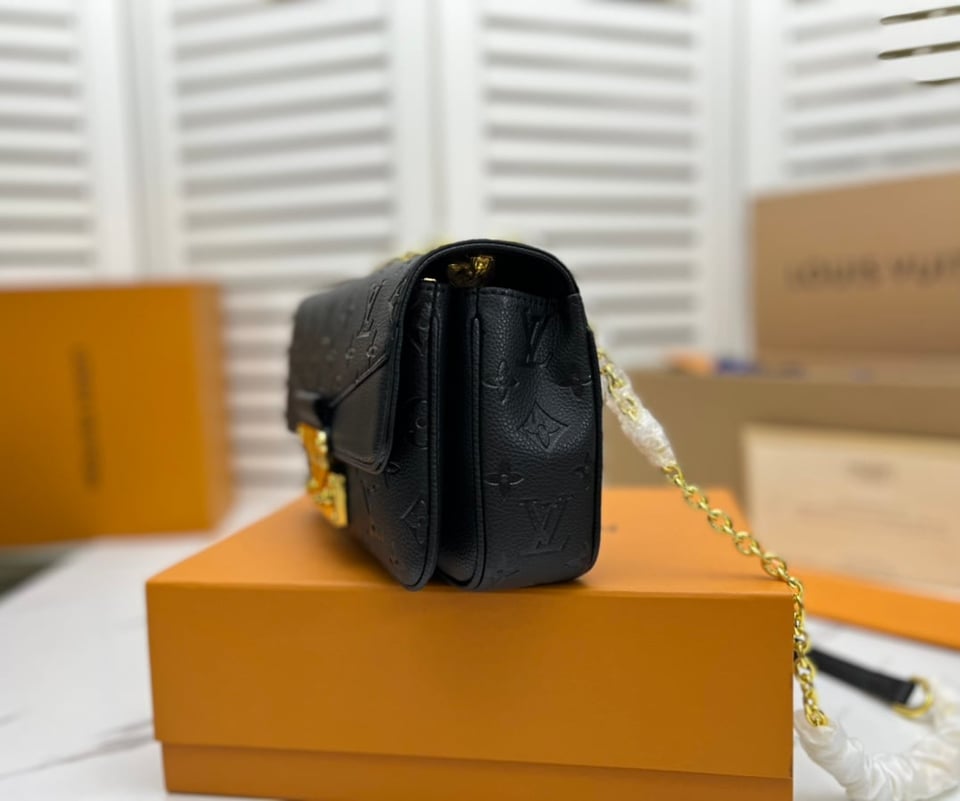 Louis Vuitton Marceau Black Leather Bag M46200 view 4