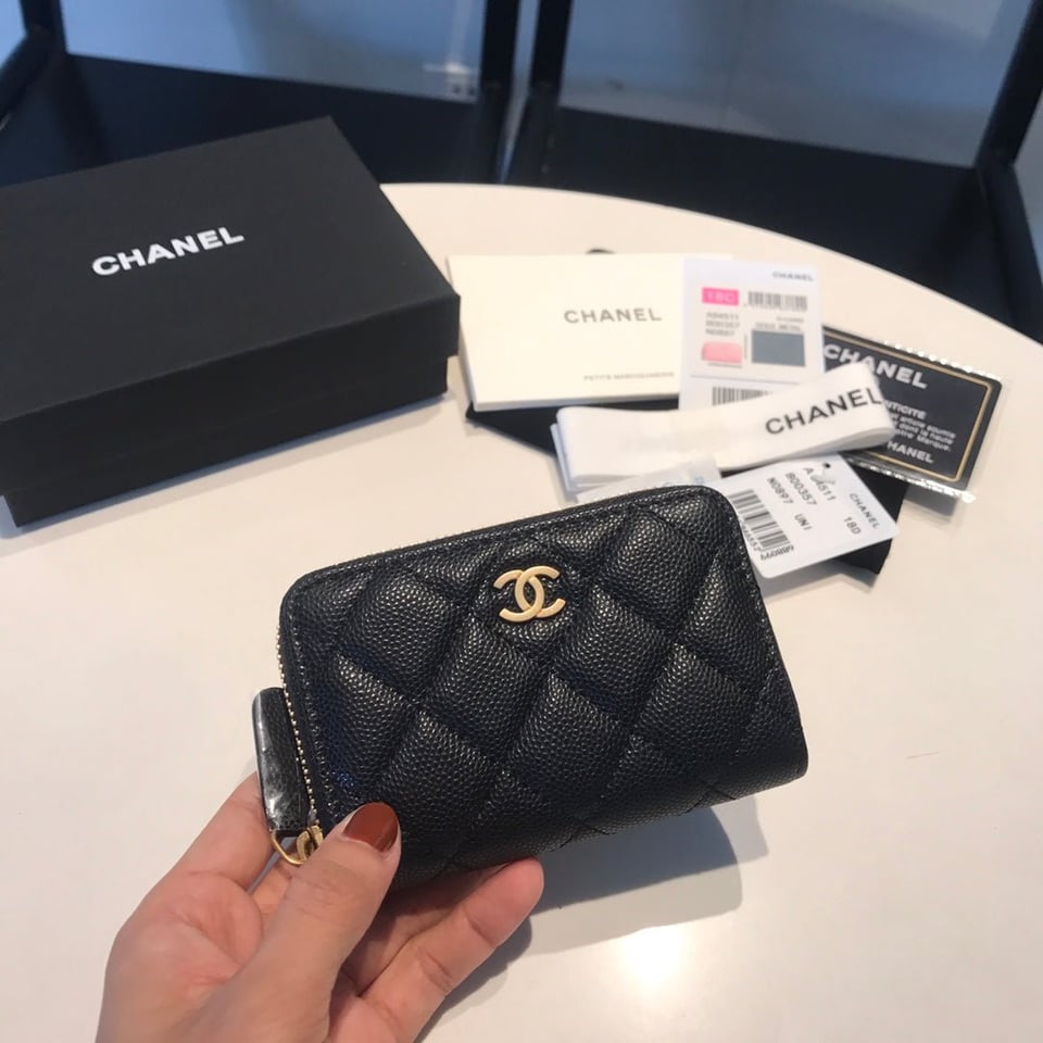 Chanel Zipped Caviar Purse 11 Black Calfskin Gold Icon view 2