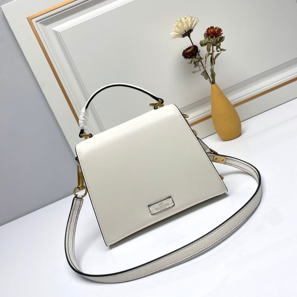 Valentino Garavani Small Vsling Wicker Handbag White 22Cm view 5