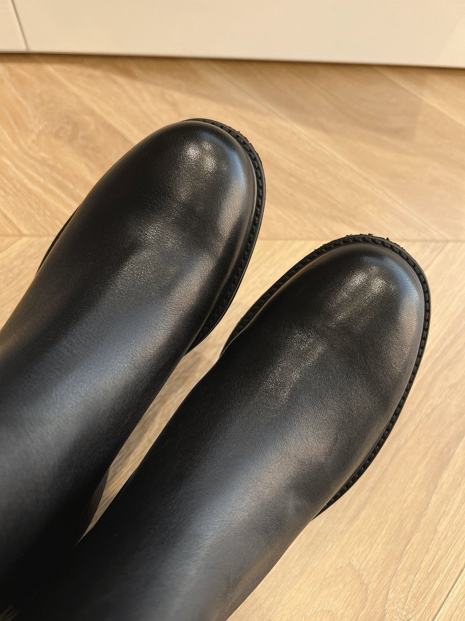 Gucci Leather Ankle Boots Black view 5