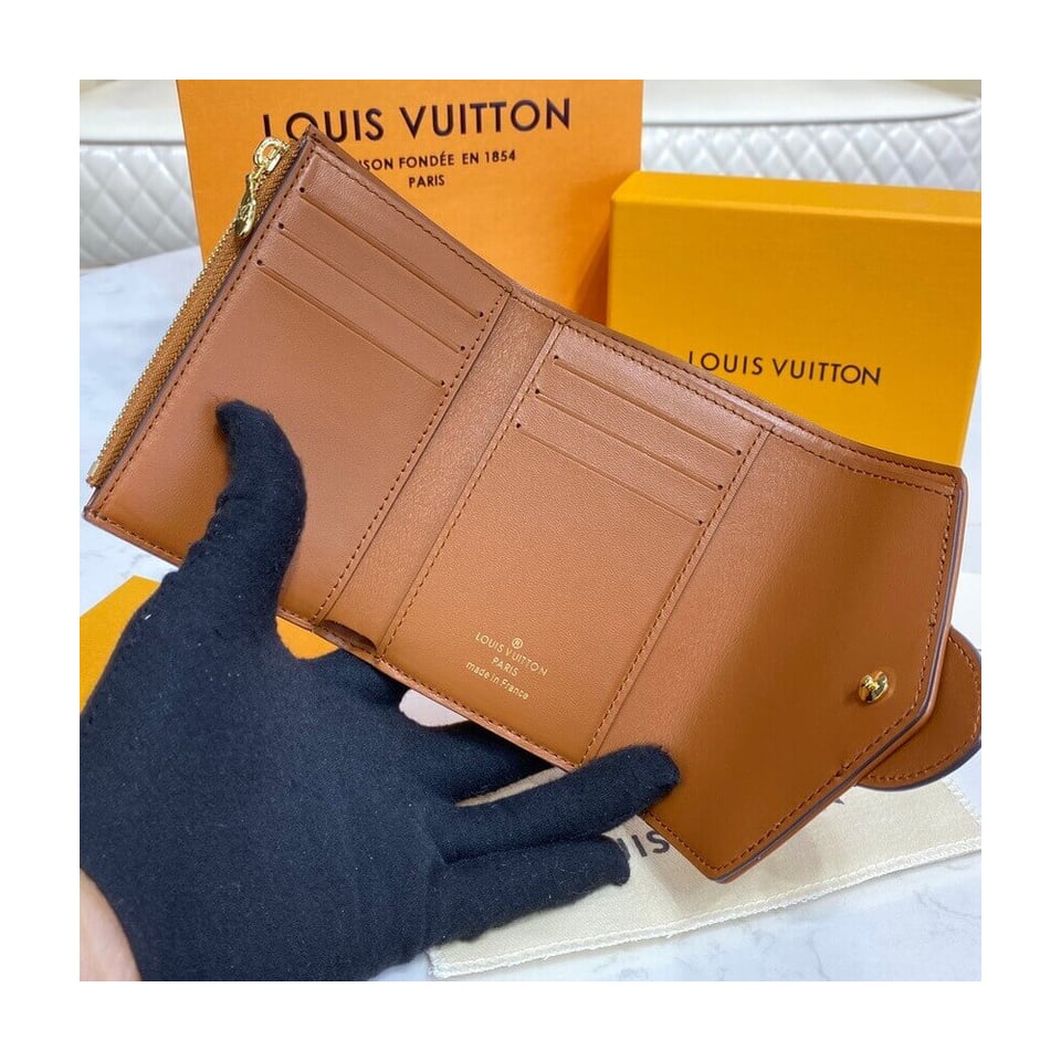 Louis Vuitton LV Pont 9 Compact Wallet view 9
