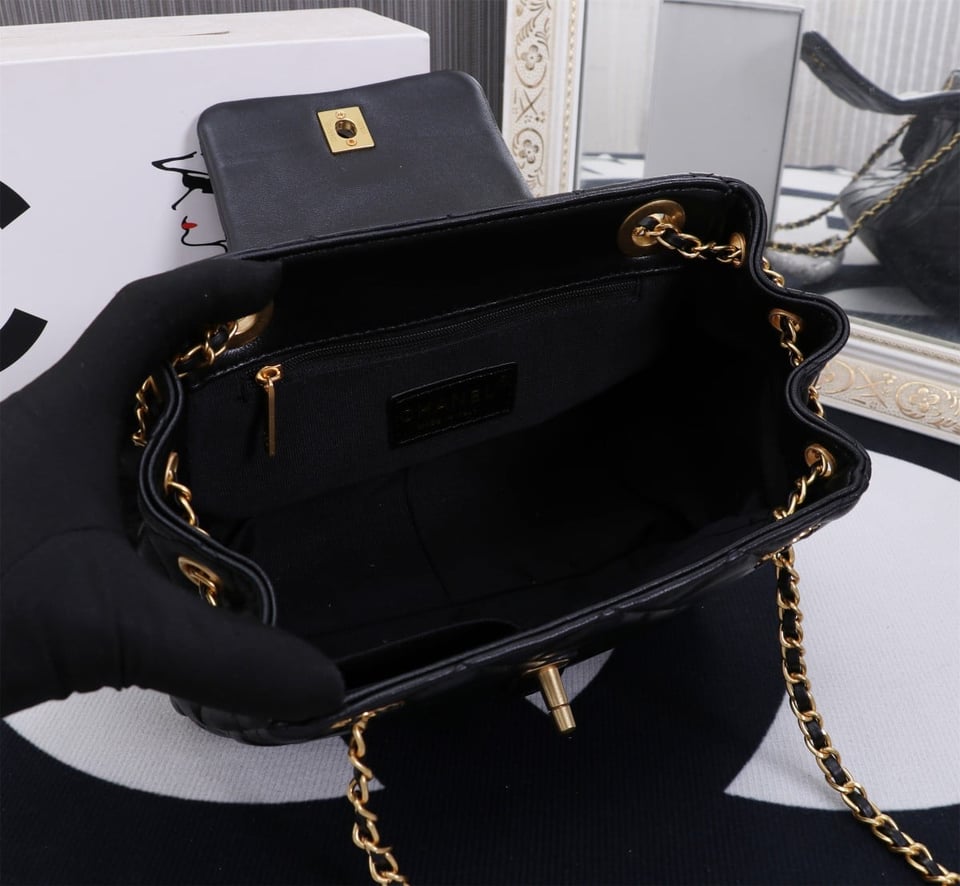 Chanel Mix Accordion Cc Flap Bag Quilted Glazed Calfskin Black 23Cm view 4