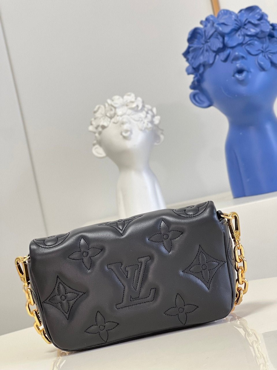 Louis Vuitton Wallet On Strap Bubblegram Black view 5