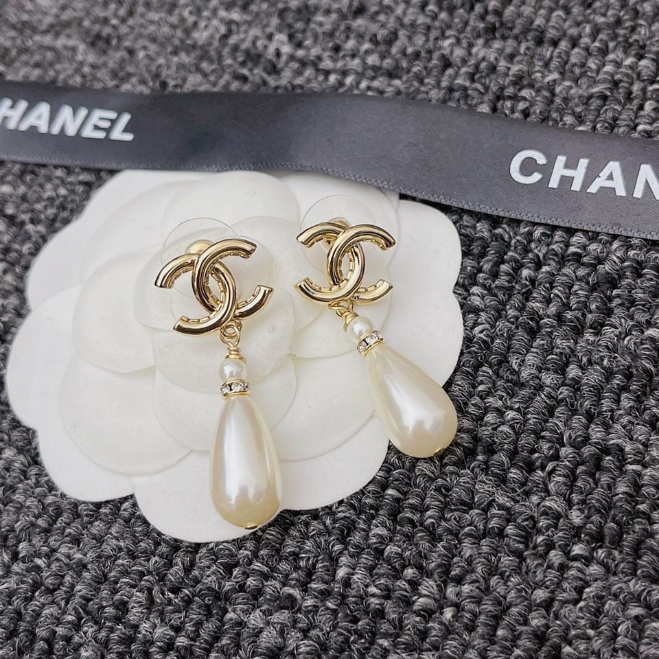 Chanel Cc Pearl Drop Earrings view 6