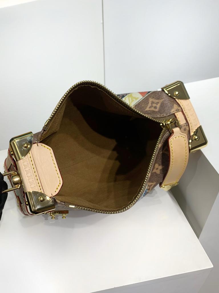 Louis Vuitton MM Monogram Side Trunk view 9