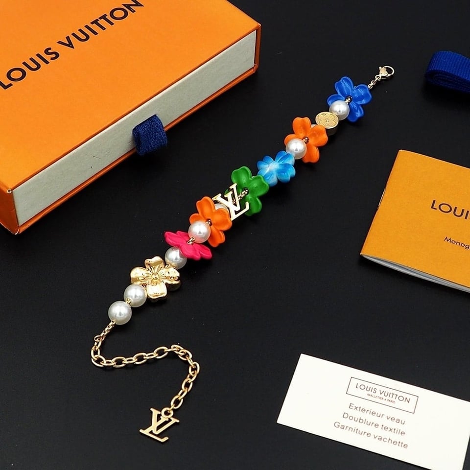 Louis Vuitton Lv Surfin’ Flower Bracelet M1603A view 7