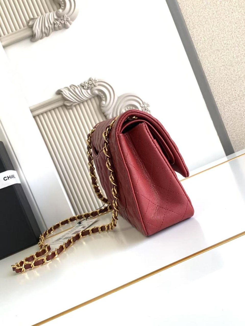 Chanel Classic Flap Bag 25 cm Red Gold-Tone Hardware A01112 view 6