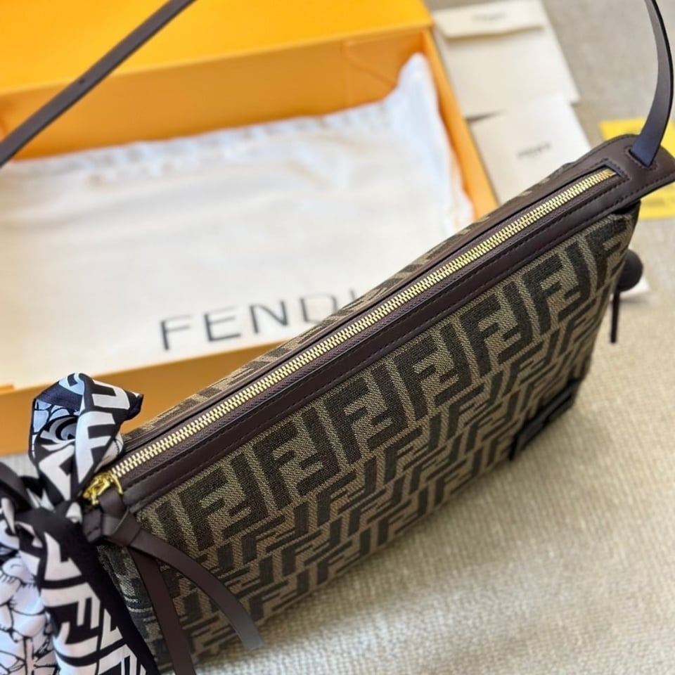 Fendi Simply Fendi Medium Brown Ff Jacquard Fabric Bag 25Cm view 3
