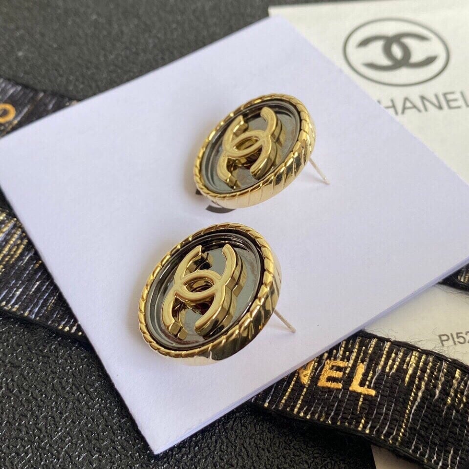 Chanel Cc Earrings view 4