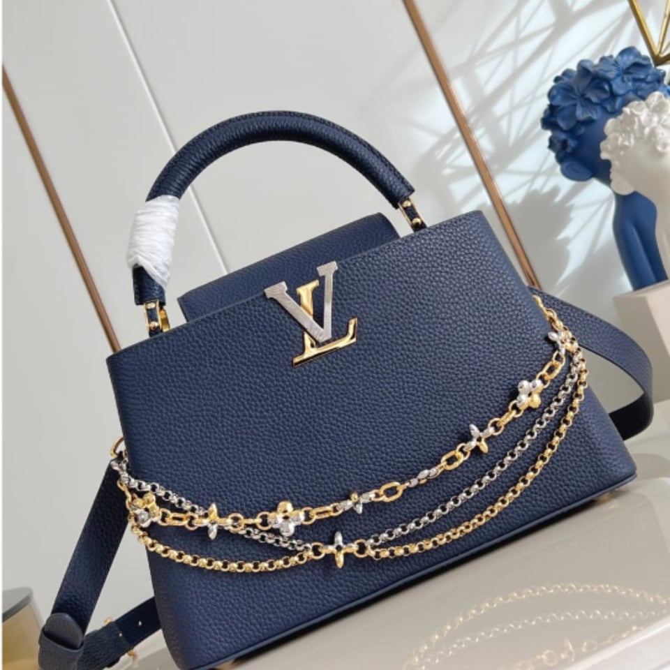 Louis Vuitton Capucines MM M27035 Navy 31cm/12.2in view 2