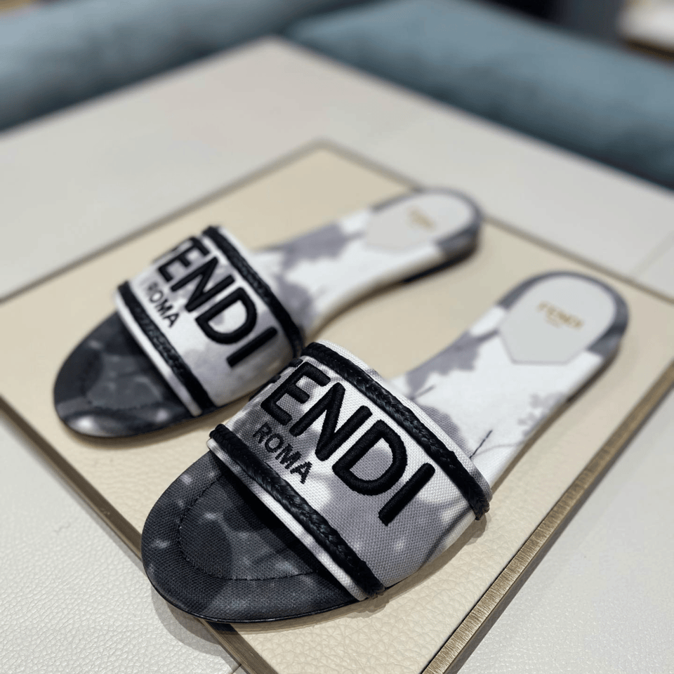 Fendi Logo-Embroidered Mule Slides Light Grey view 4