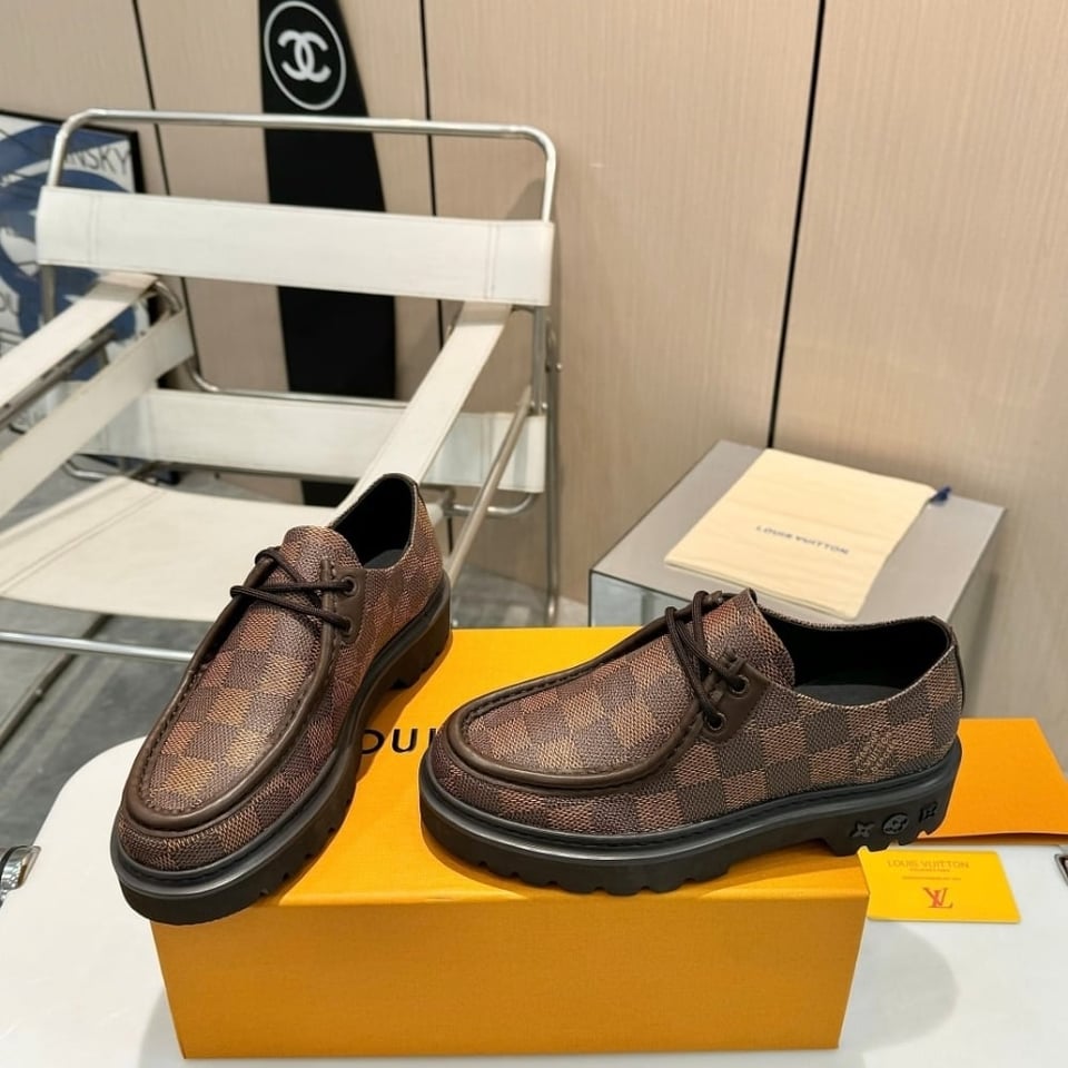 Louis Vuitton Ranger Derby Ebene 1Adg1Q view 6