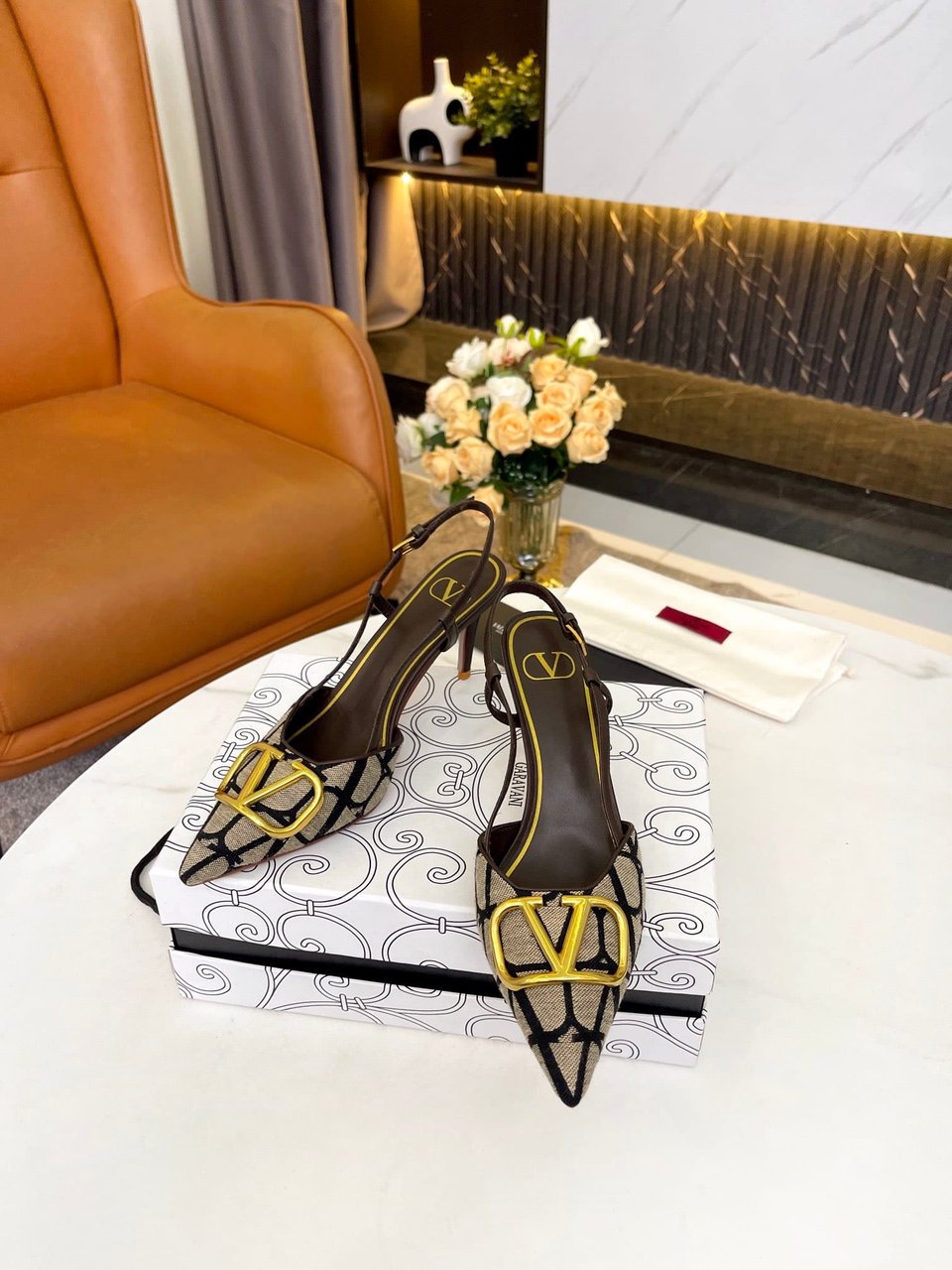 Valentino Garavani Vlogo Signature Slingback Pump In Toile Iconographe Black view 9