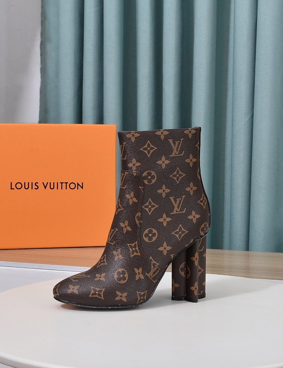 Louis Vuitton Silhouette Ankle Boot Monogram Brown view 4