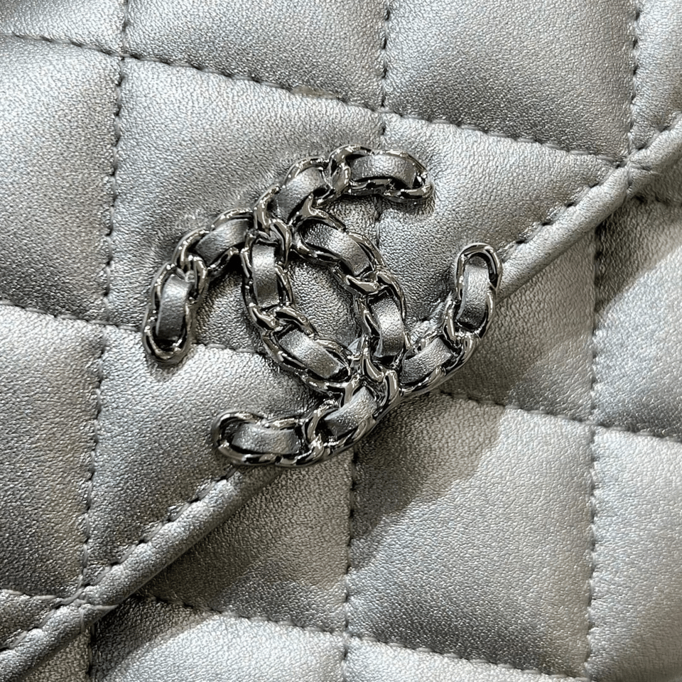 Chanel Lambskin Quilted Chain Top Handle Phone Holder With Chain Silver 18Cm view 6