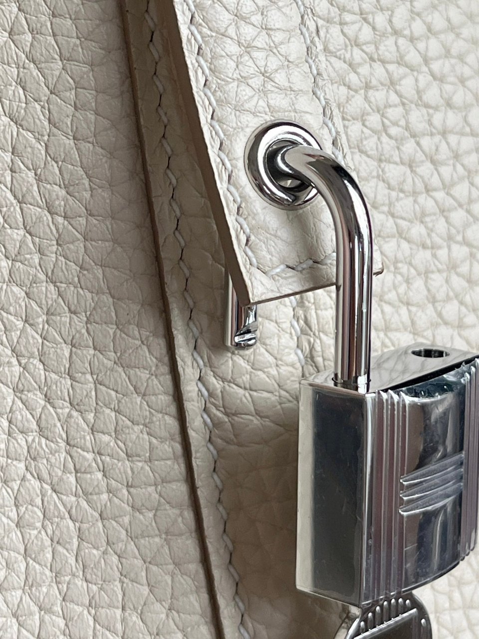 Hermes Picotin Lock 18Cm White view 9