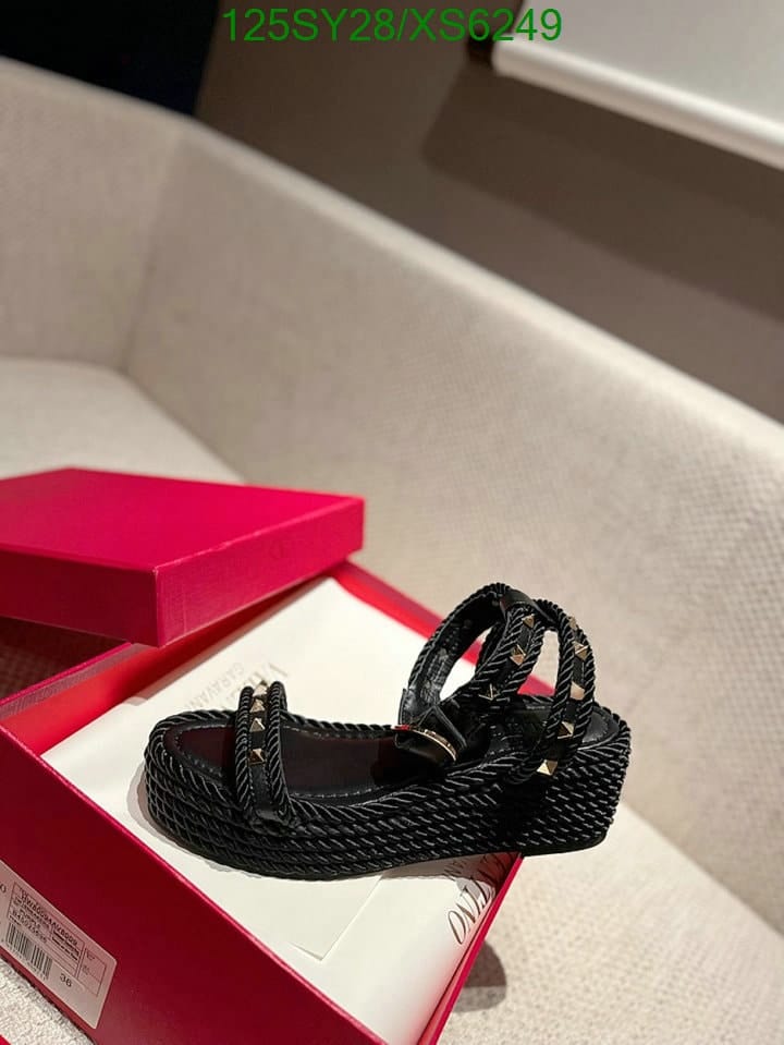 Valentino Rockstud Flatform Sandal In Calfskin 2W2S0Gi3Bae0No view 4
