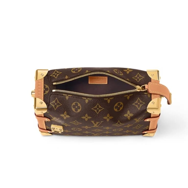 Louis Vuitton MM Monogram Side Trunk Bag 23.5cm/9.3in Monogram P01899 view 3
