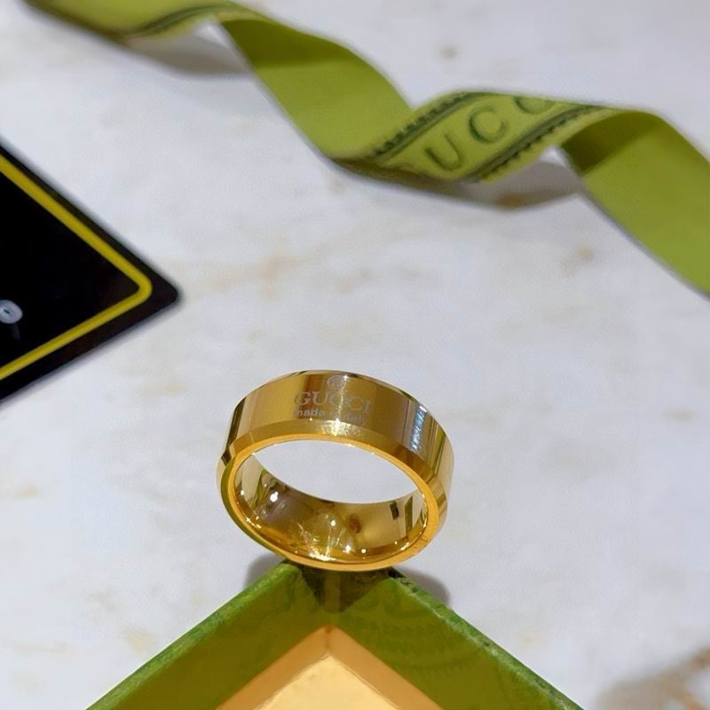 Gucci Rings view 2