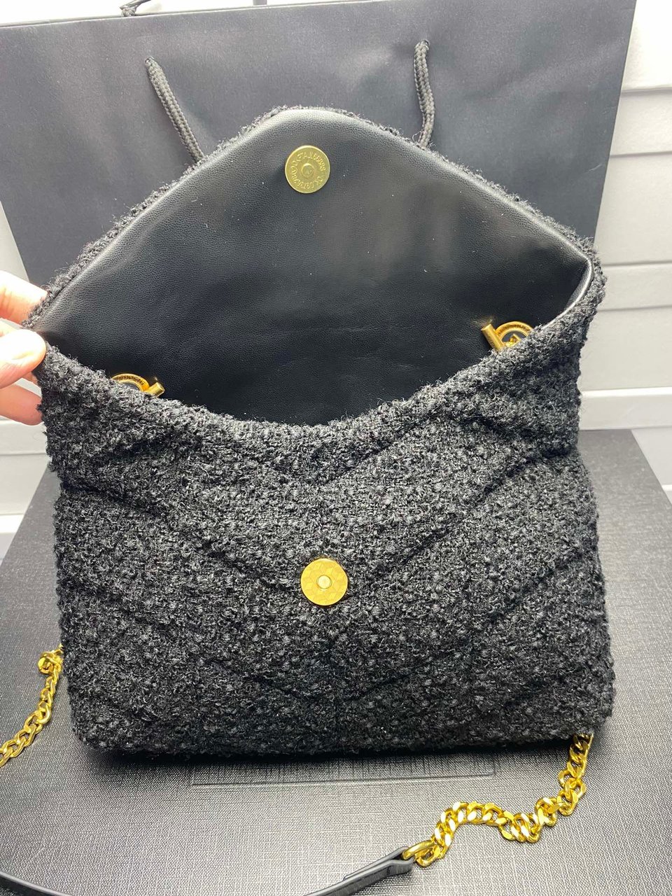 Saint Laurent Small Loulou Boucle Bag Black 23Cm view 8