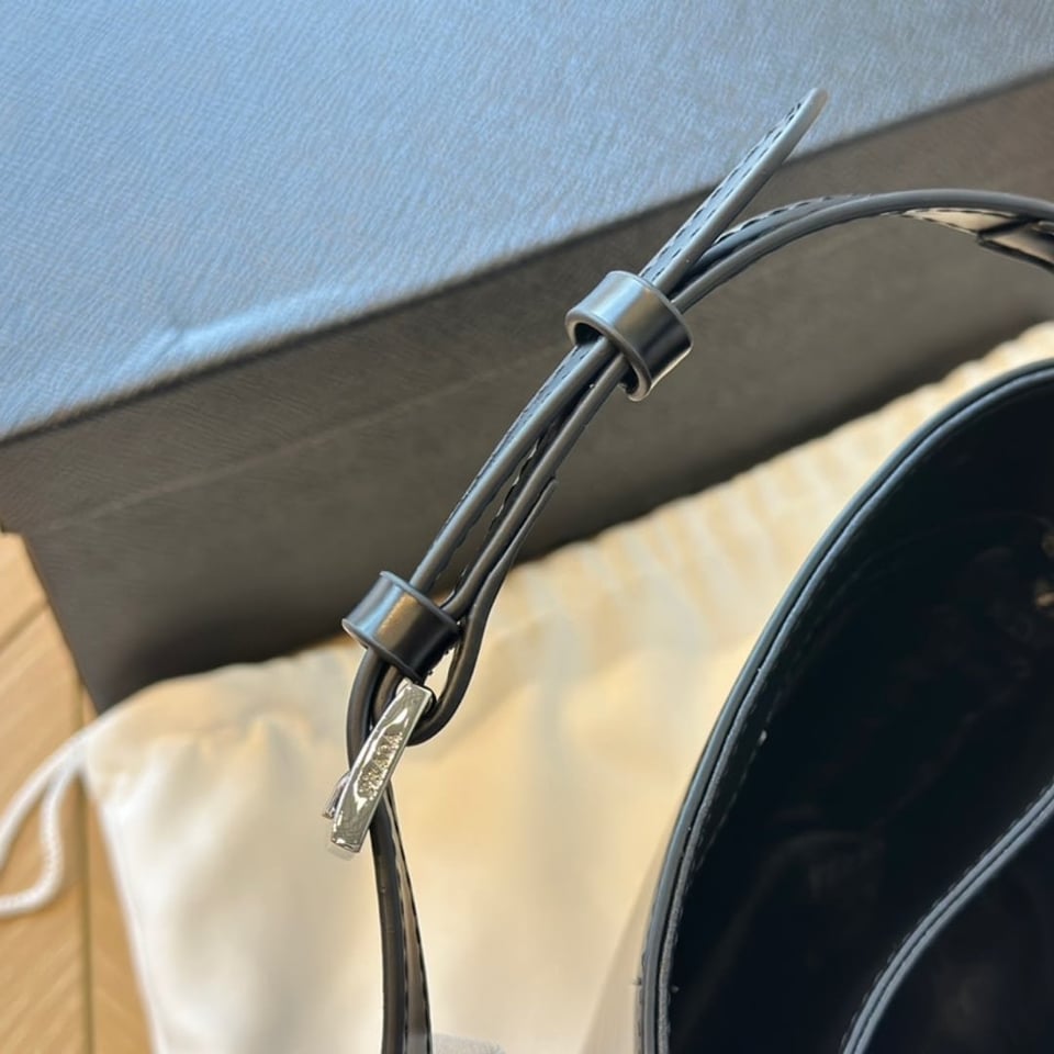 Prada Spazzolato Bucket Bag Black 17Cm view 8
