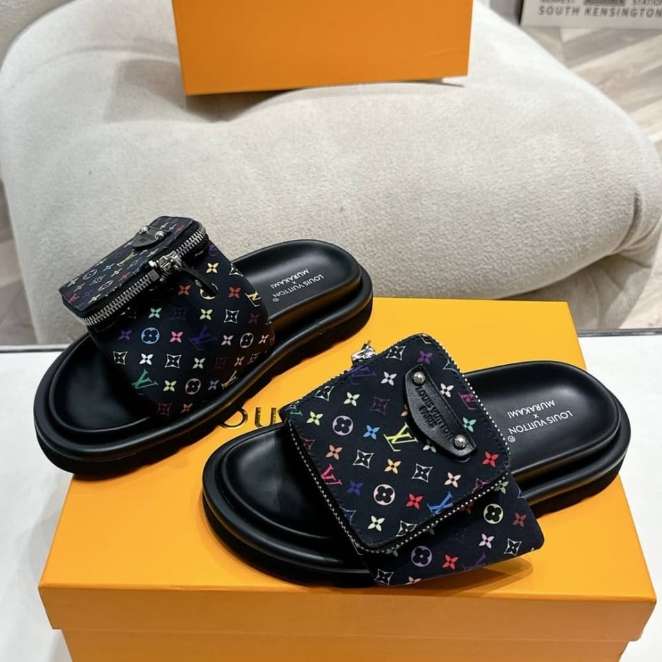 Louis Vuitton X Takashi Murakami Pool Pillow Flat Comfort Mule Black 1Agvrf view 3