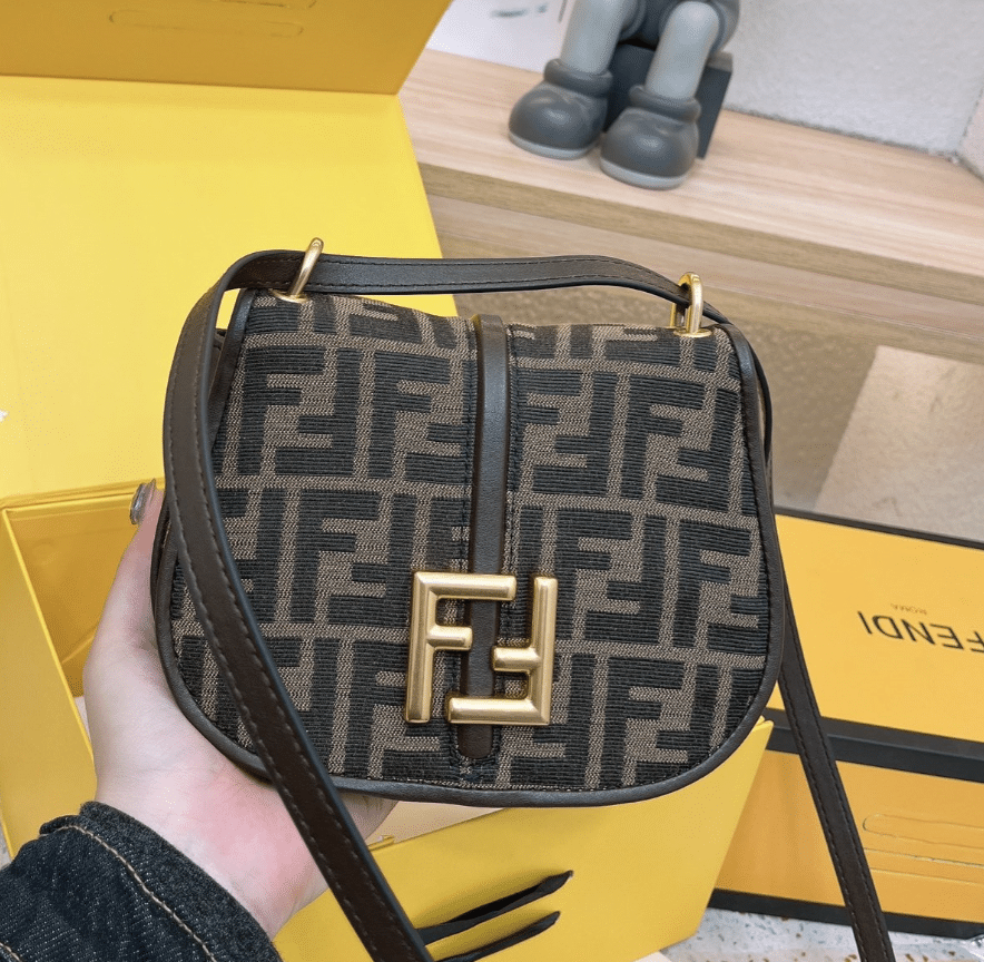 Fendi C’Mon Small Brown Ff Jacquard Fabric Bag 20Cm view 7