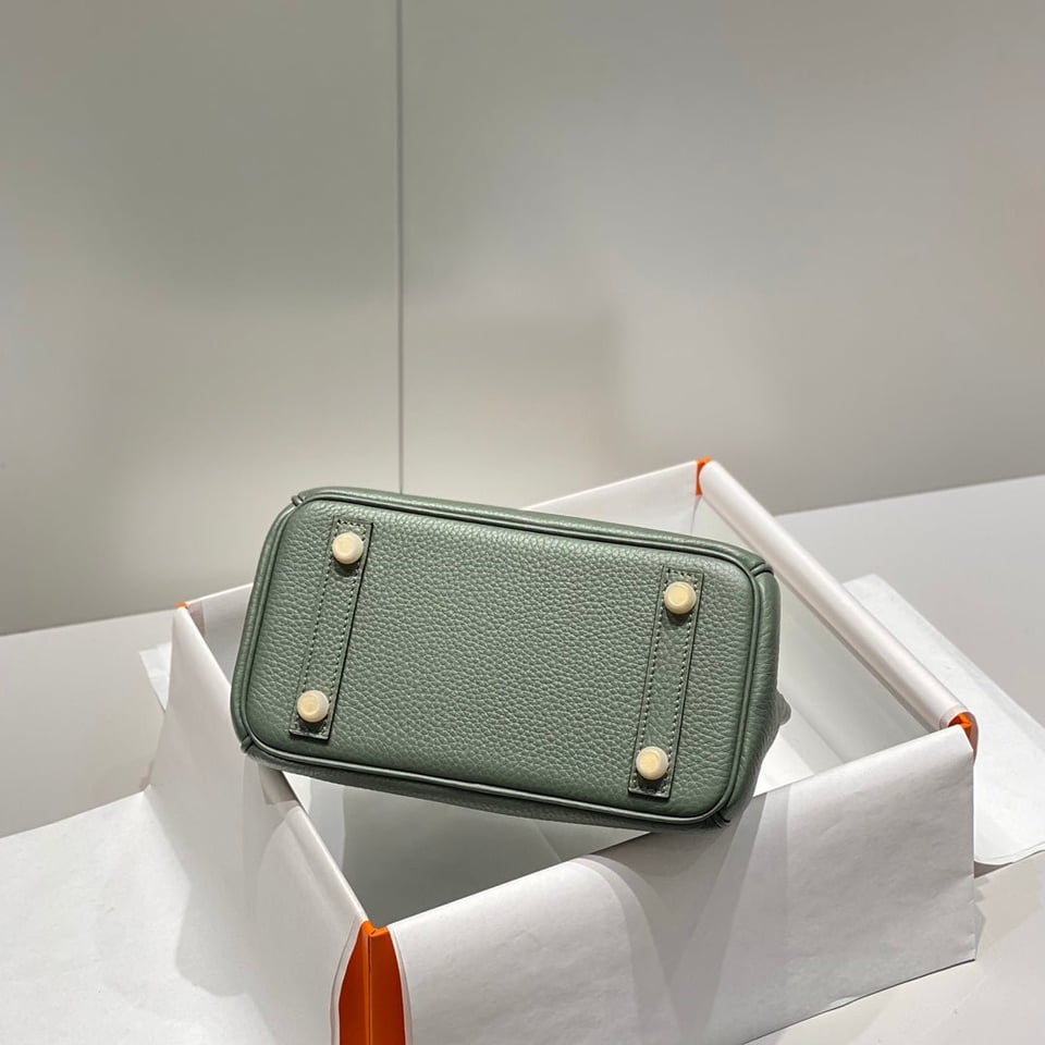 Hermes Birkin 20Cm Vert Amande Togo Leather Gold Hardware view 3