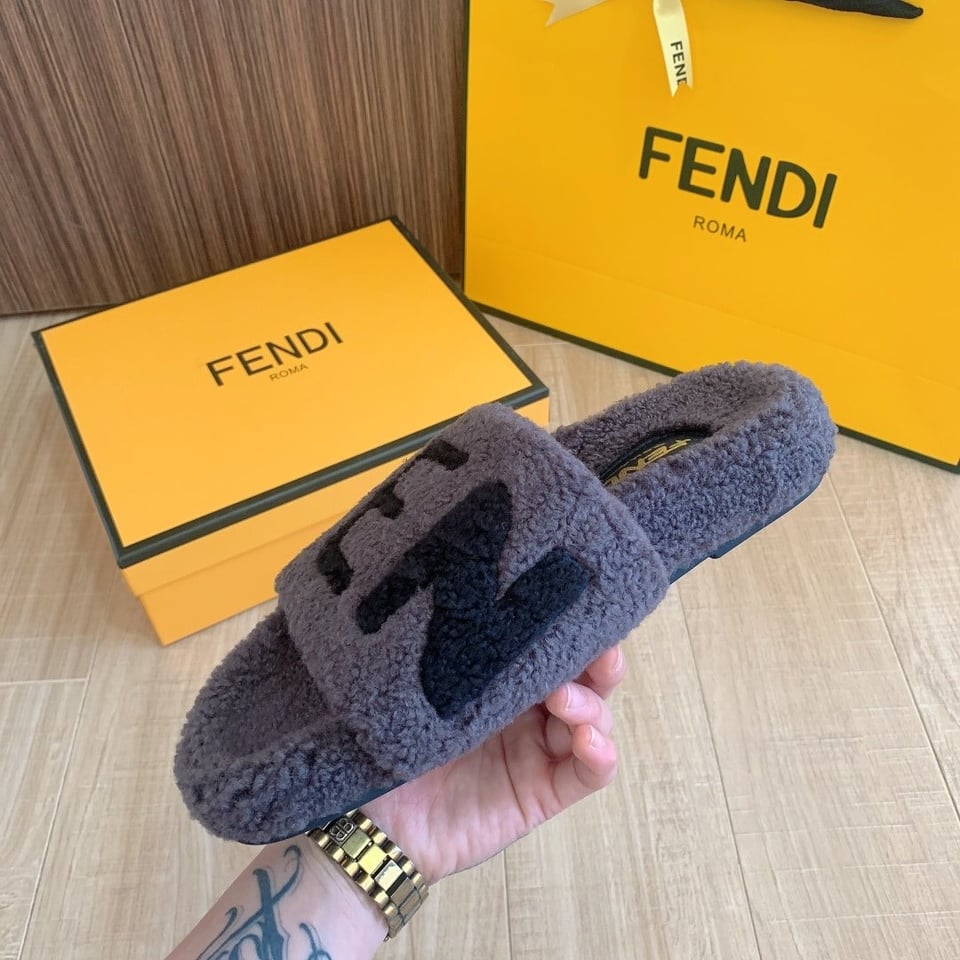 Fendi Fleece Black Text Slippers Grey view 3