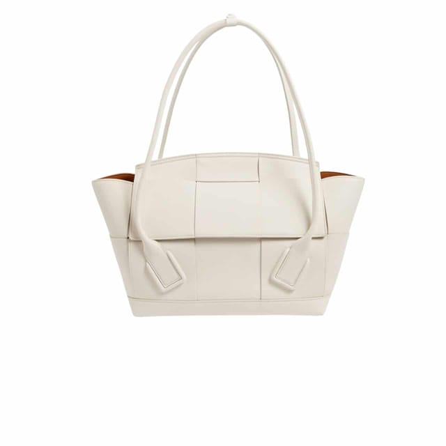 Bottega Veneta Arco Handbag Leather In White 20Cm