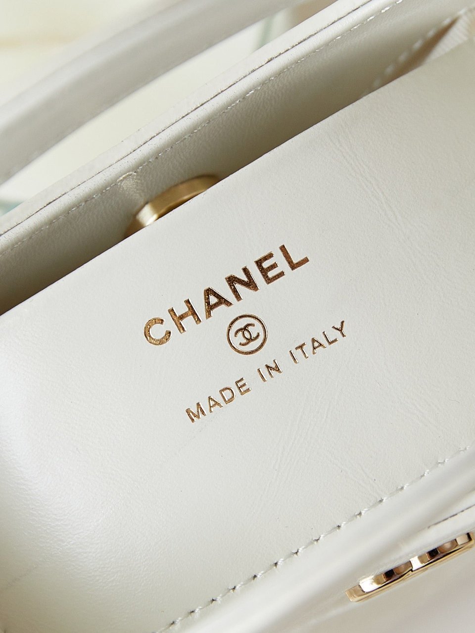 Chanel 24S31 Nano Shopping Bag 17.5Cm White Lambskin Gold Hardware view 8