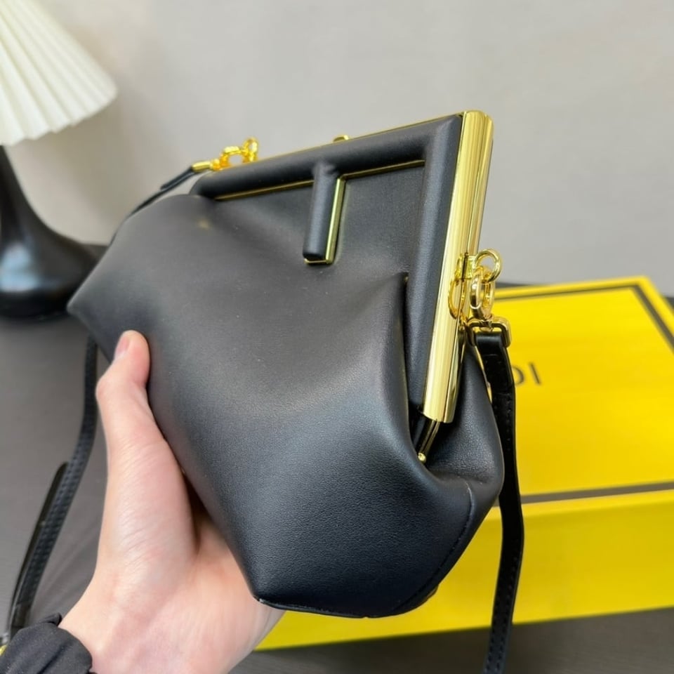 Fendi First Small Nappa Leather Bag Black 23Cm 8Bp129Abvef0Kur view 4