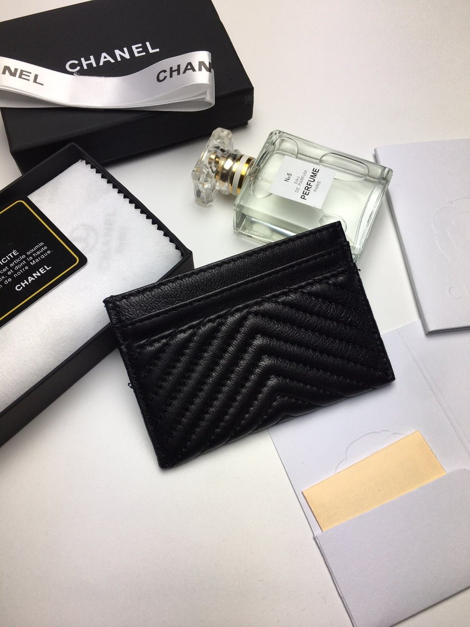 Chanel Line Card Holder 11.2 Black Calfskin Gold Icon view 7