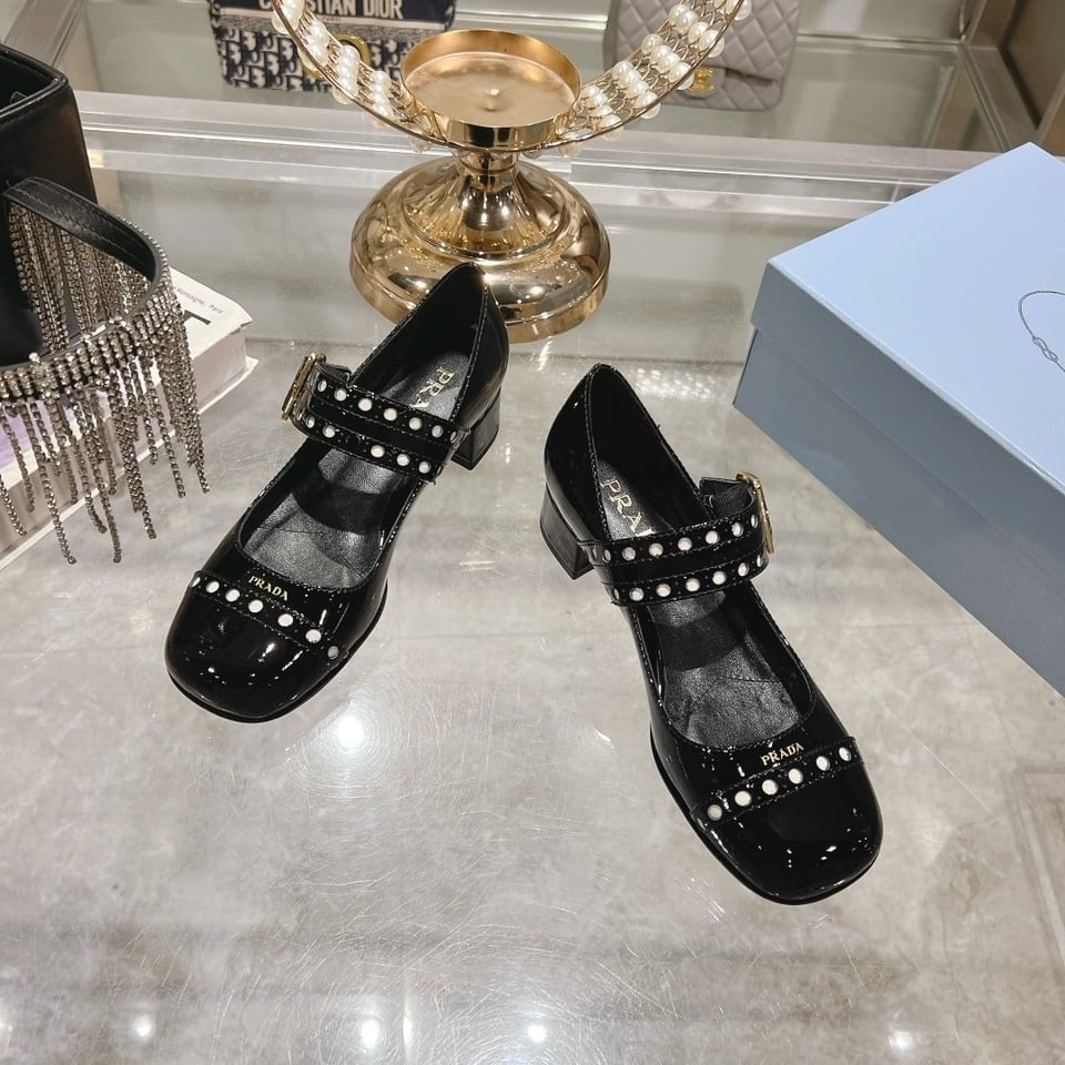 Prada Patent Leather Mary Jane Pumps Black 1I816N 069 F0002 F 035 view 3
