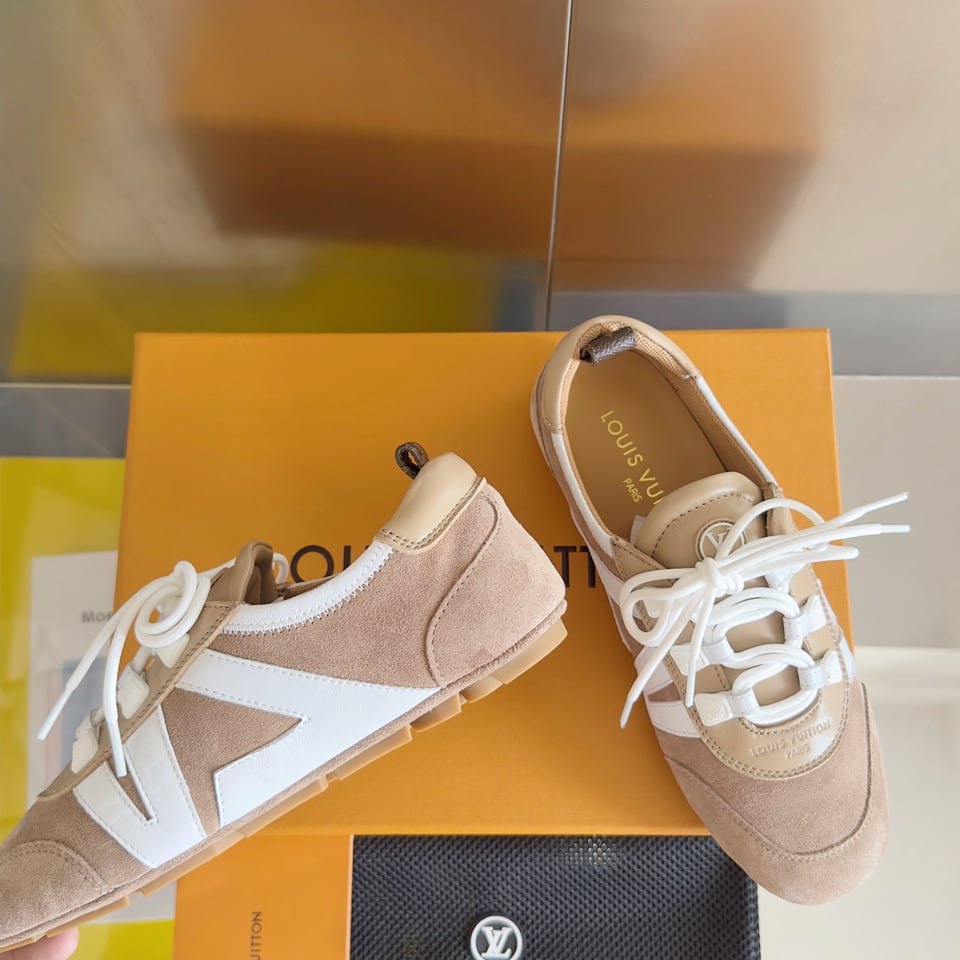 Louis Vuitton Sneakerina Yellow Beige – Women’s Ballet-Inspired Slim Sneakers view 11