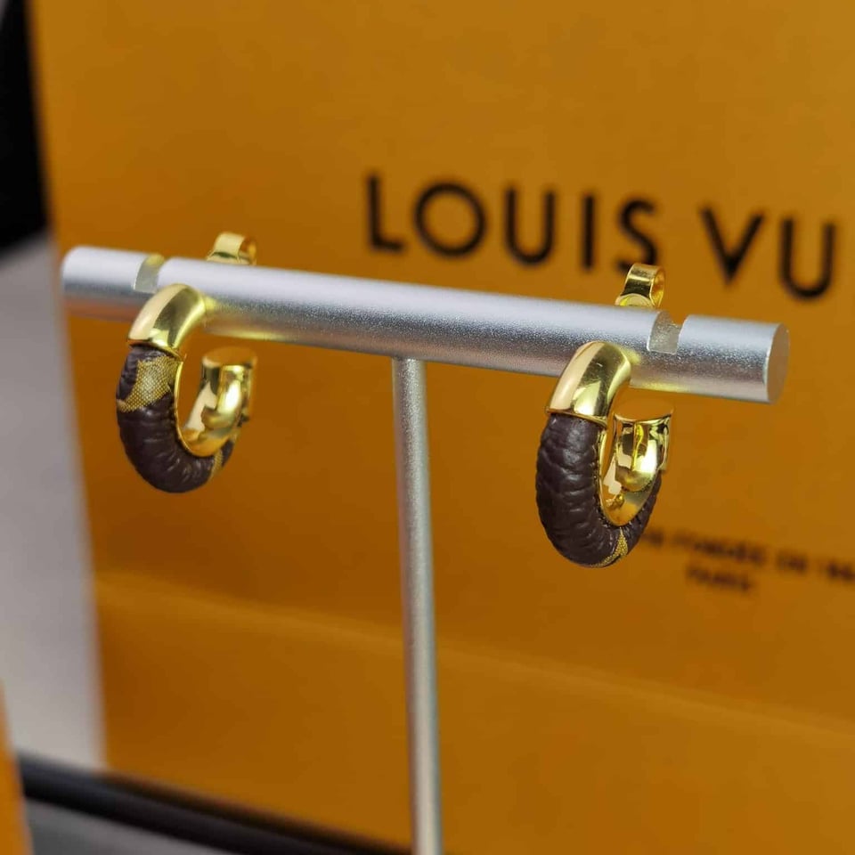 Louis Vuitton Wild Mini Hoop Earrings M00474 view 7