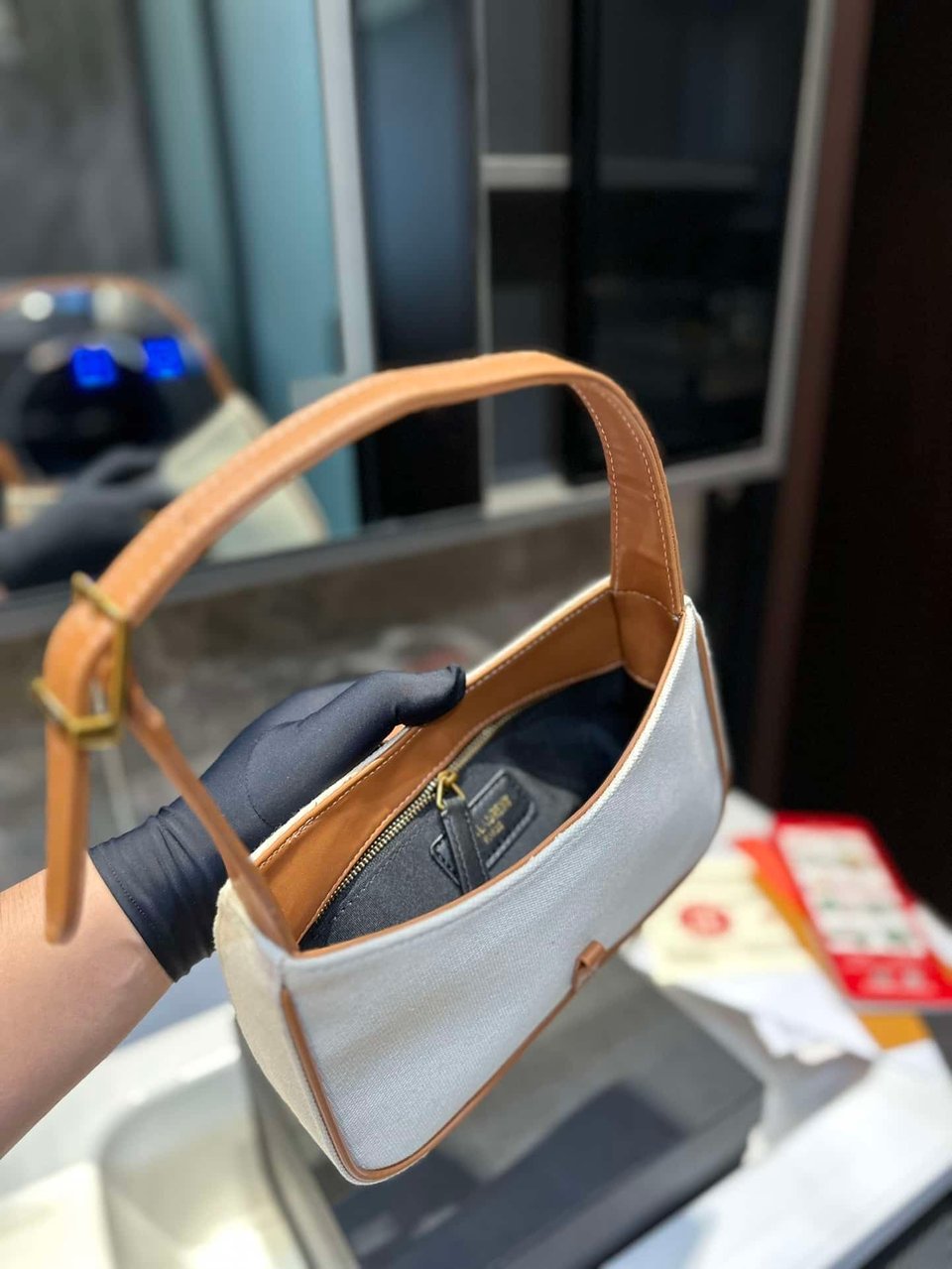 Saint Laurent Le 5 A 7 Linen Canvas Hobo Bag White And Brown 25Cm view 10