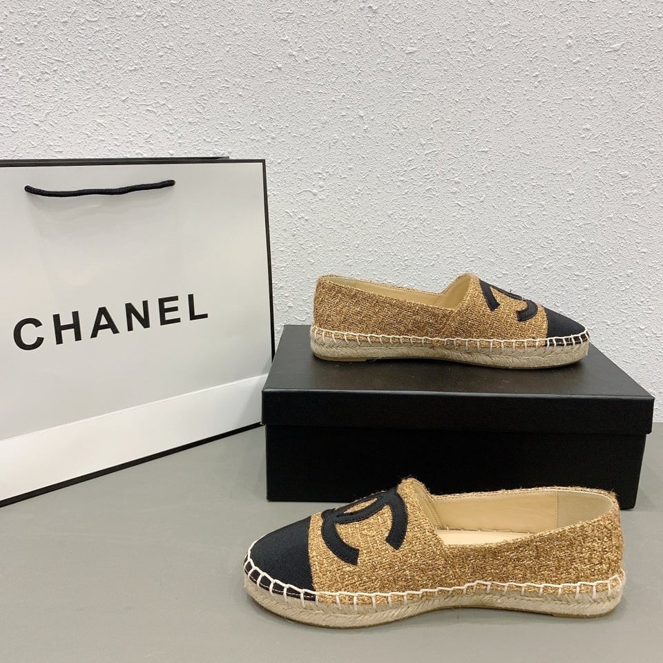Chanel Cc Espadrilles Tweed Slip On Crinkled Beige view 6