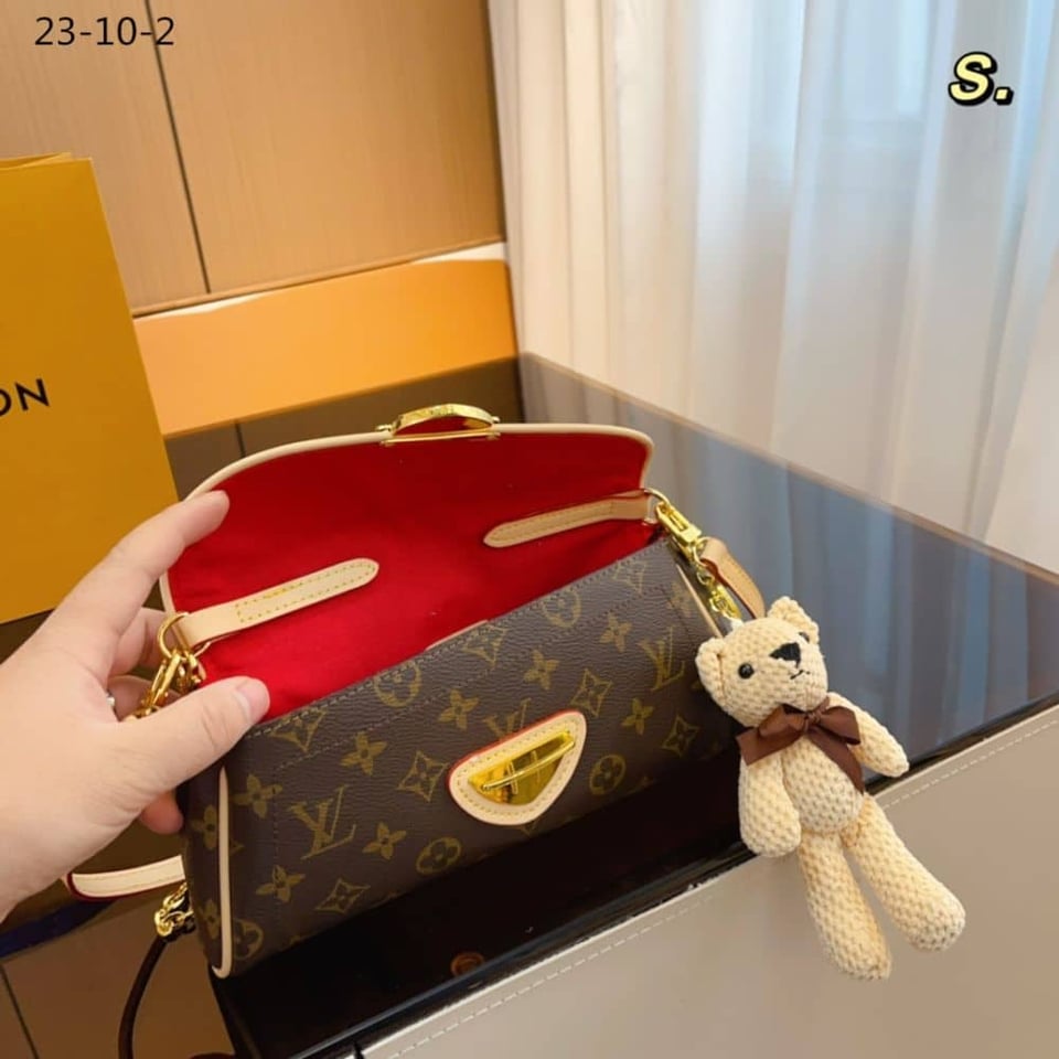 Louis Vuitton Monogram Beverly Pochette Brown 25Cm view 5