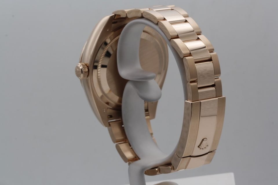 [Superclone] Rolex Sky-Dweller 42mm Chocolate Dial Oyster 326935 view 5