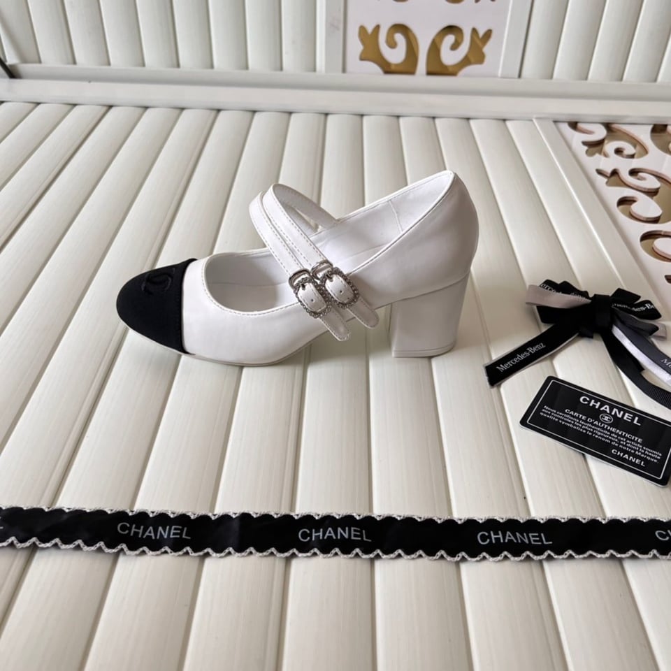 Chanel Mary Janes And Grosgrain White G45696 B16524 Nx269 view 7