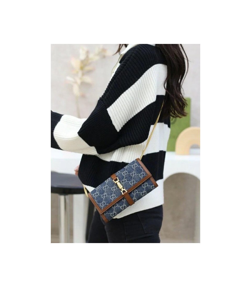 Gucci Jackie 1961 Chain Wallet in Blue Denim 19cm view 4