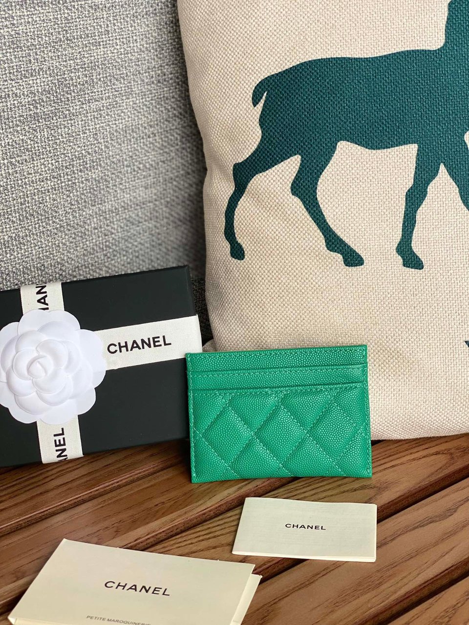 Chanel Card Holder 10Cm Dark Green Caviar view 6