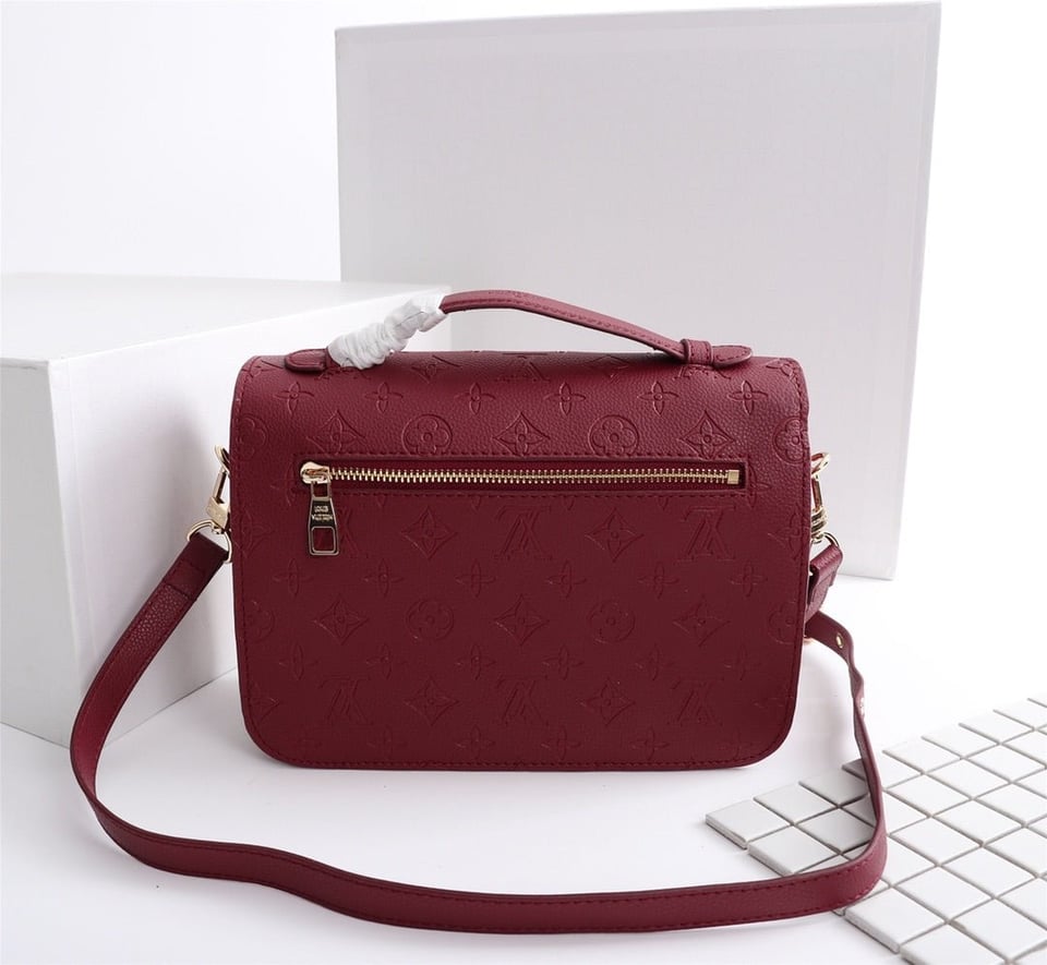 Louis Vuitton Pochette Metis Cherry Berry 25Cm view 6
