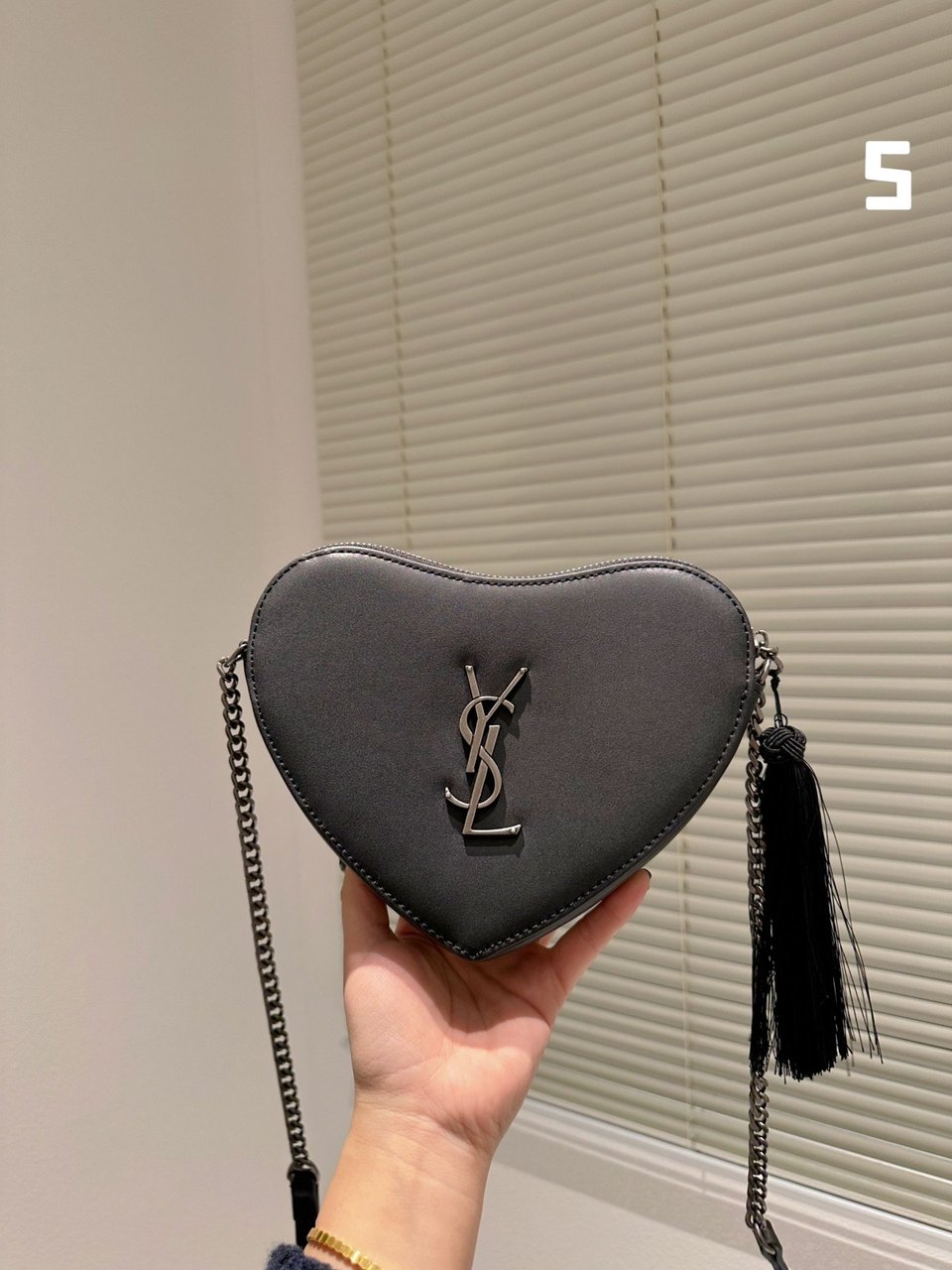 Saint Laurent Heart Bag In Smooth Leather Black view 4